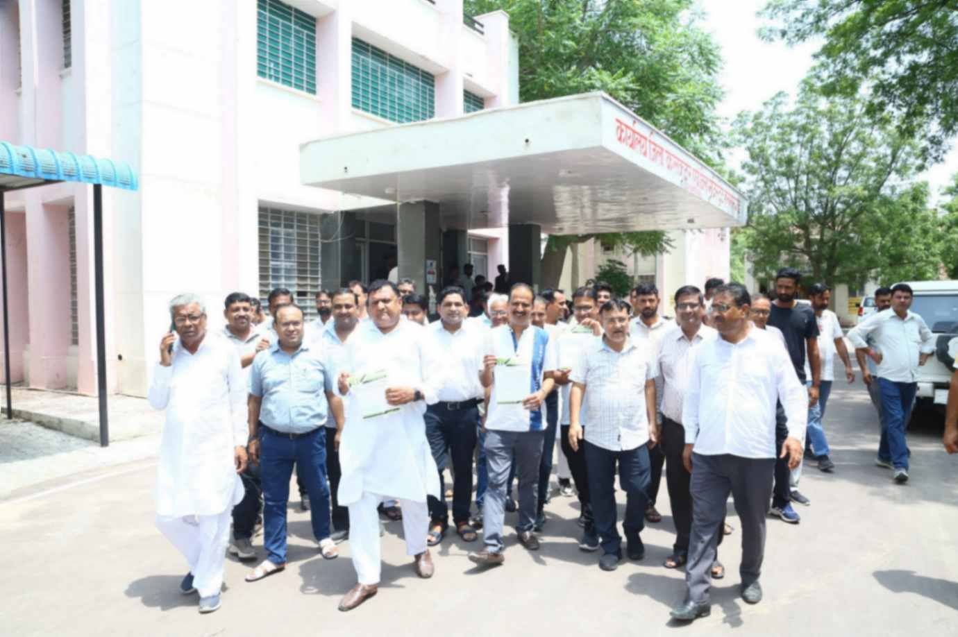 उर्वरक विक्रेताओं का सरकार को अल्टीमेटम, समस्याएं दूर नहीं हुईं तो थमेगा व्यापार